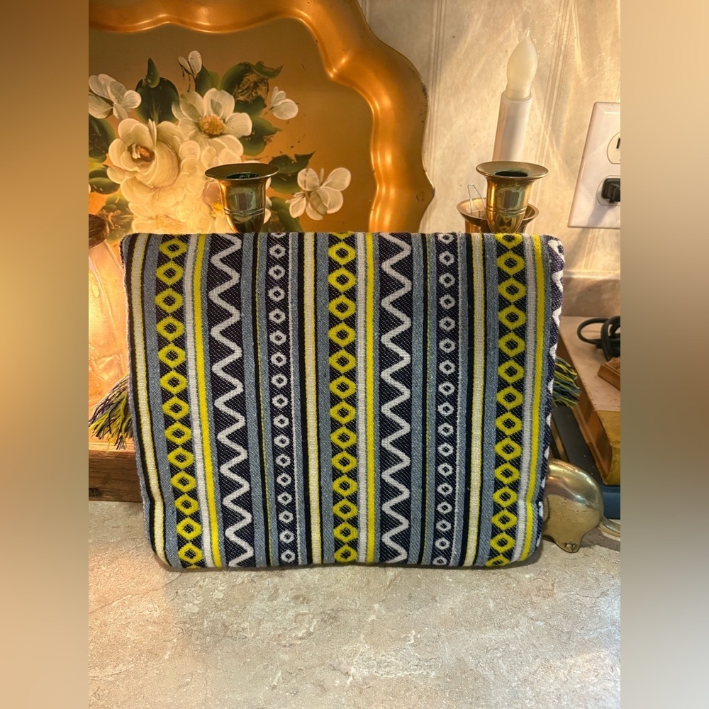 Mud Pie Envelope Clutch Purse, Navy/White/Yellow, Tassel Fringe Trimmed, Woven - Picture 6 of 8